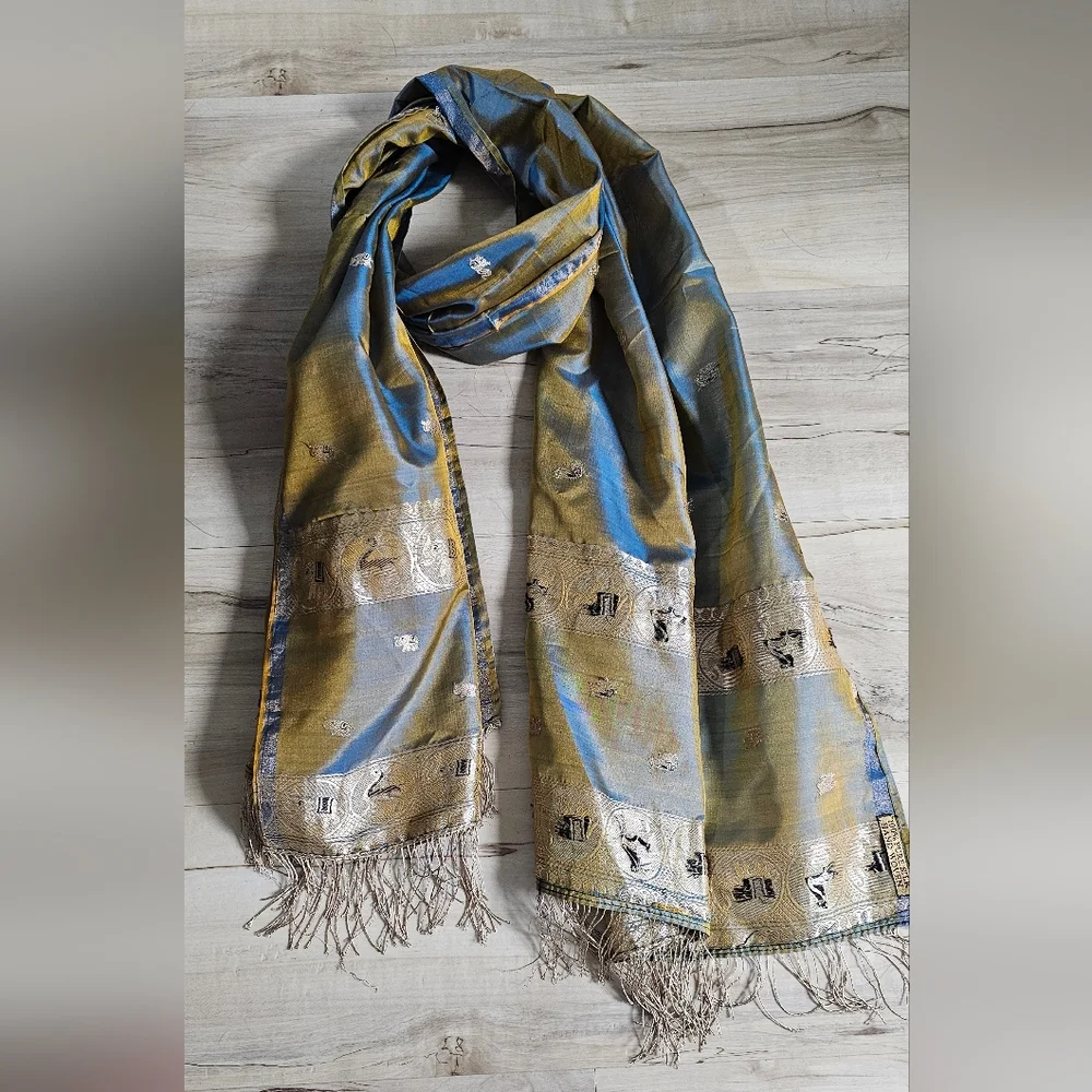 Handwoven Banarasi Pure Silk Indian Scarf Blue Gold Metallic Border